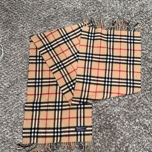 Burberry Wool scarf